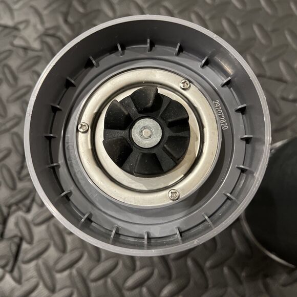 Magic Bullet Nutri Bullet Base Model# NB-101B Tested & Working Good Condition - Picture 5 of 7